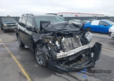 2022 Honda Passport Awd Trailsport from USA, damaged, VIN 5FNYF8H66NB021470